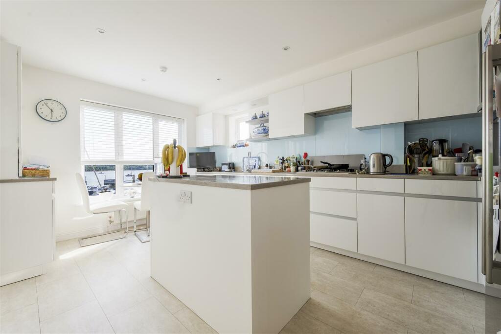 Additional image 3 of Moriconium Quay, Lake Avenue, Poole