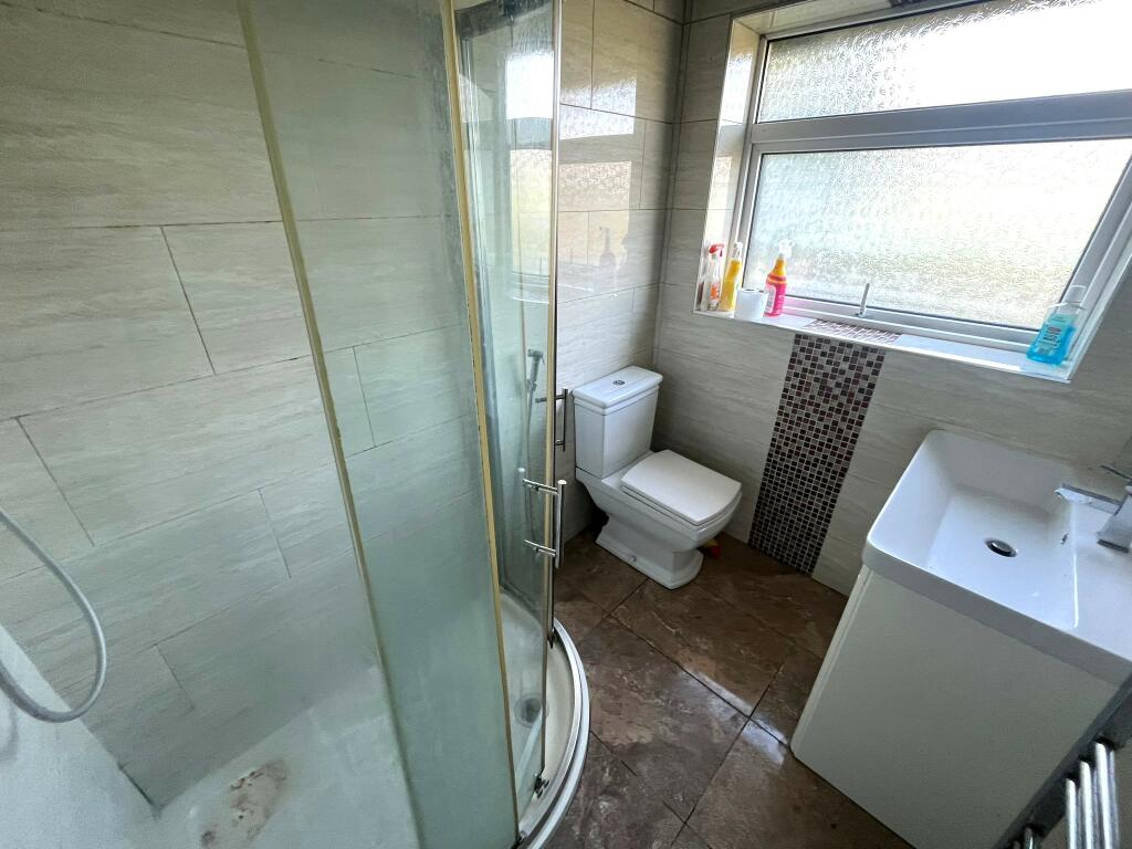 Additional image 11 of Shay Crescent, Bradford