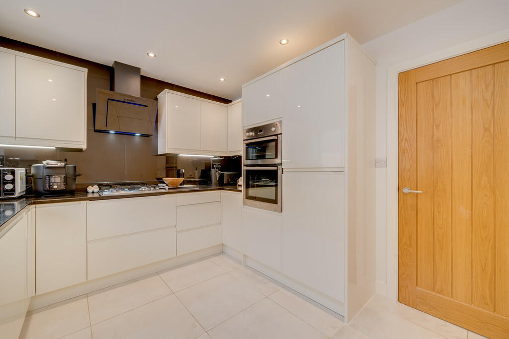 Additional image 4 of Moor Side Mews, Bradford