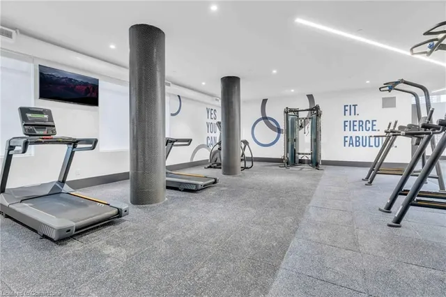 Additional image 25 of 55 Duke St Unit 901