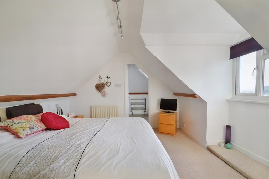 Additional image 12 of Bearcross