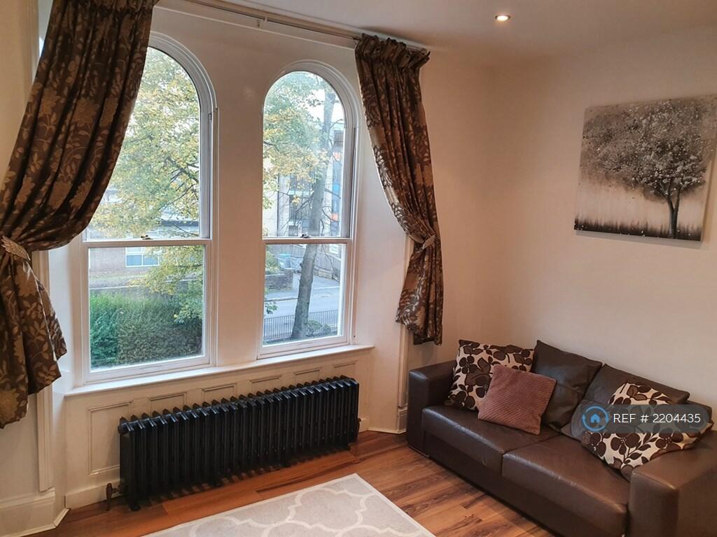 Additional image 4 of Claremont, Bradford, BD7