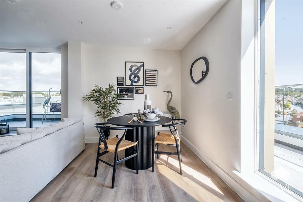 Additional image 7 of The Sloop, Commercial Road, Poole