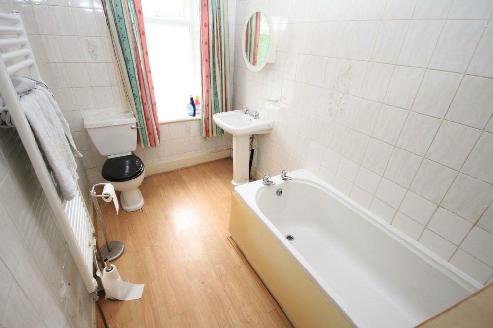 Additional image 5 of 13, Stone Hall Road Bradford, BD2 2EJ