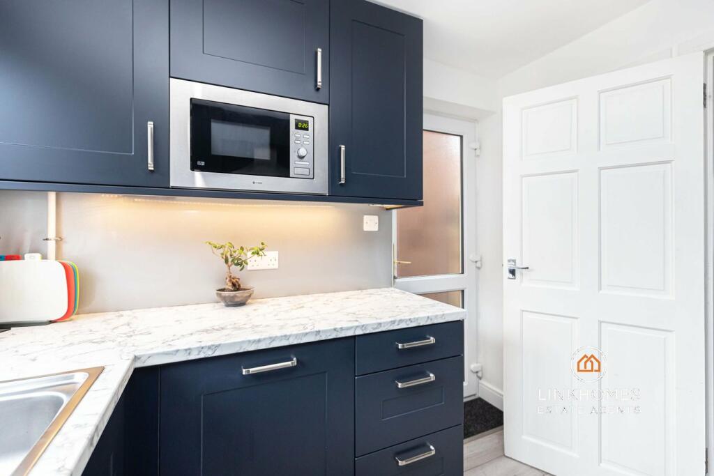 Additional image 18 of Godmanston Close, Poole, BH17