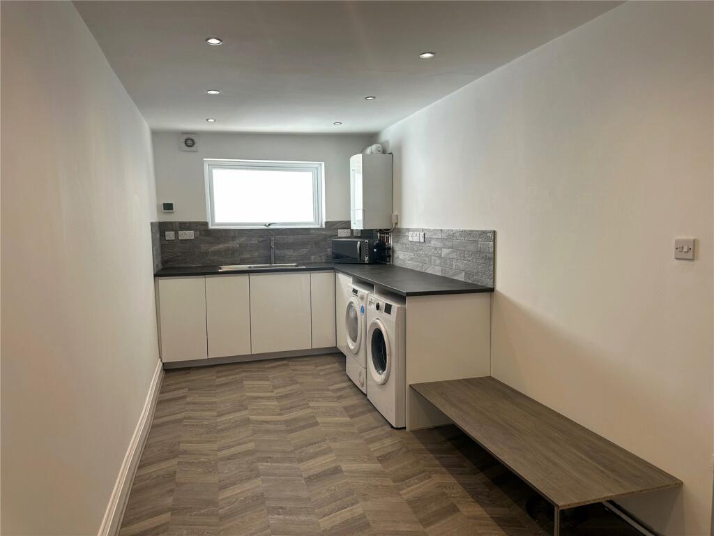 Additional image 18 of Moorland Crescent, Poole, BH16