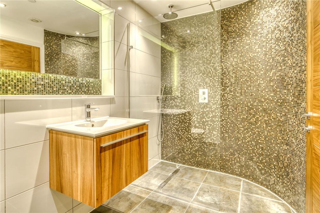 Additional image 8 of Delhi Close, Poole, Dorset, BH14