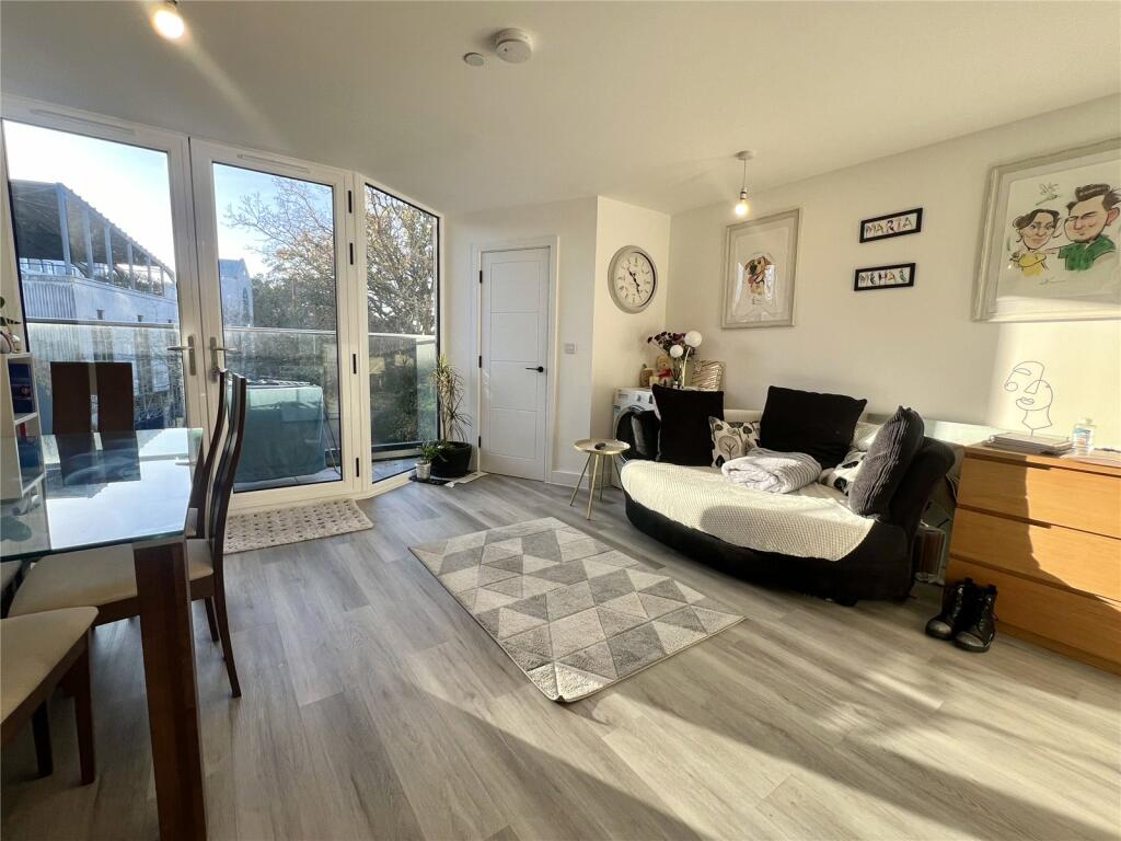 Additional image 12 of Commercial Road, Poole, Dorset, BH14