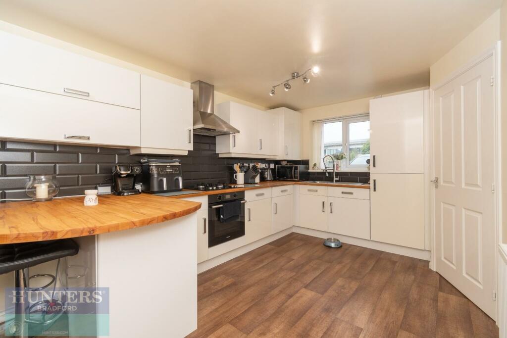 Additional image 20 of Carrick Drive Thornbury, Bradford, West Yorkshire, BD3 7FD