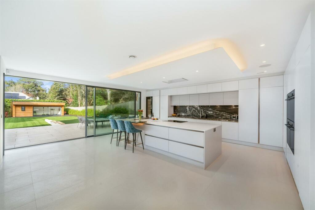 Additional image 25 of Newton Road, Canford Cliffs