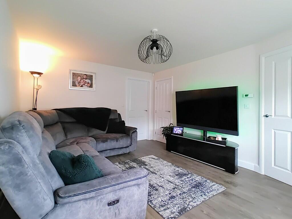 Additional image 6 of Falls Approach, Clayton