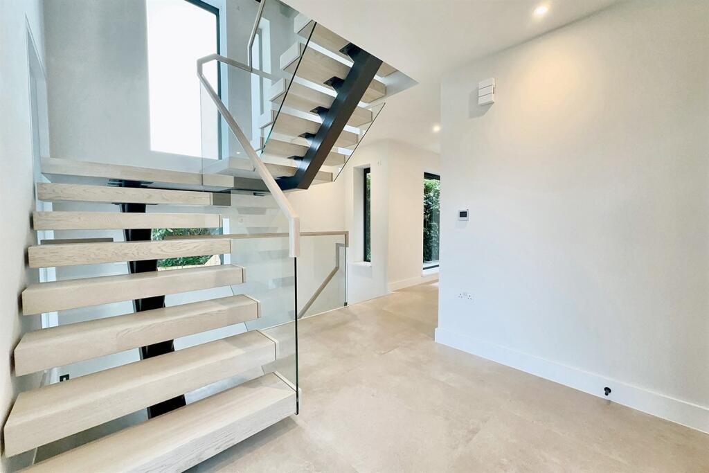 Additional image 11 of Lilliput