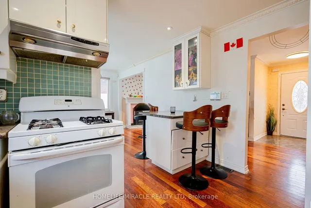 Additional image 15 of 13 Foster Rd