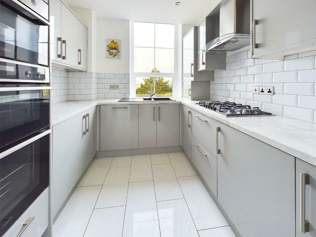 Additional image 8 of Lady Park Avenue, Bingley, BD16