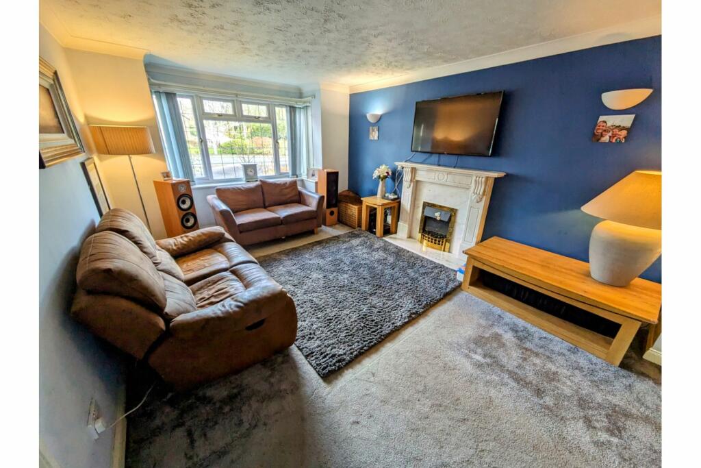 Additional image 25 of Cheriton Drive, Bradford, BD13