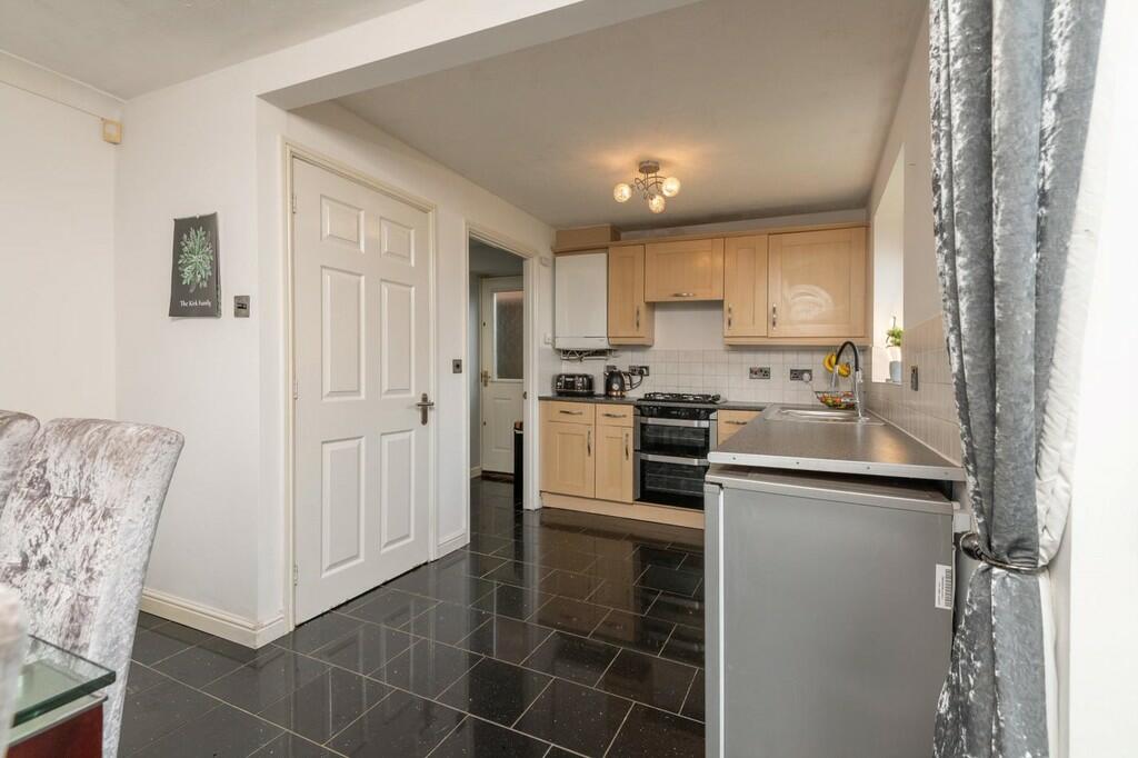 Additional image 20 of Landscove Avenue, Bradford 4