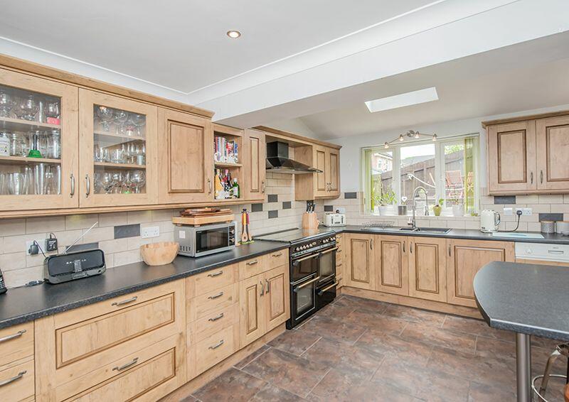 Additional image 8 of Whinney Brow, Thackley,