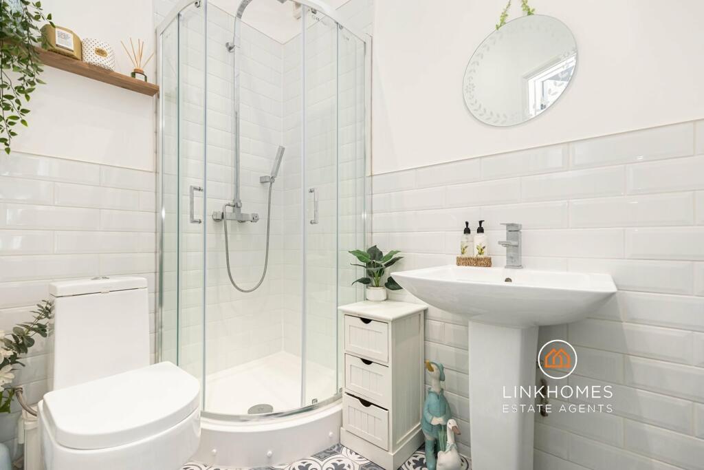 Additional image 21 of Pottery Road, Poole, BH14