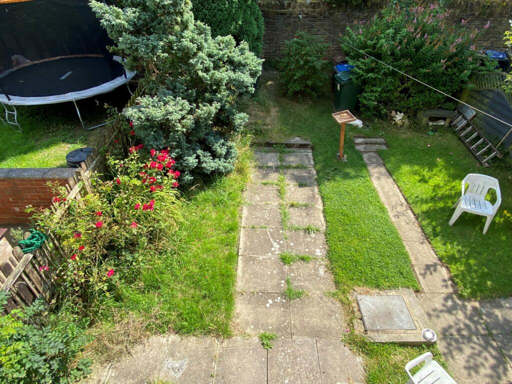 Additional image 10 of Camellia Mount, Lidget Green, Bradford, BD7