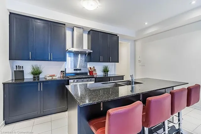 Additional image 16 of 39 Adventura Rd
