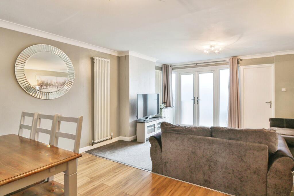 Additional image 3 of Russell Gardens, POOLE, Dorset, BH16