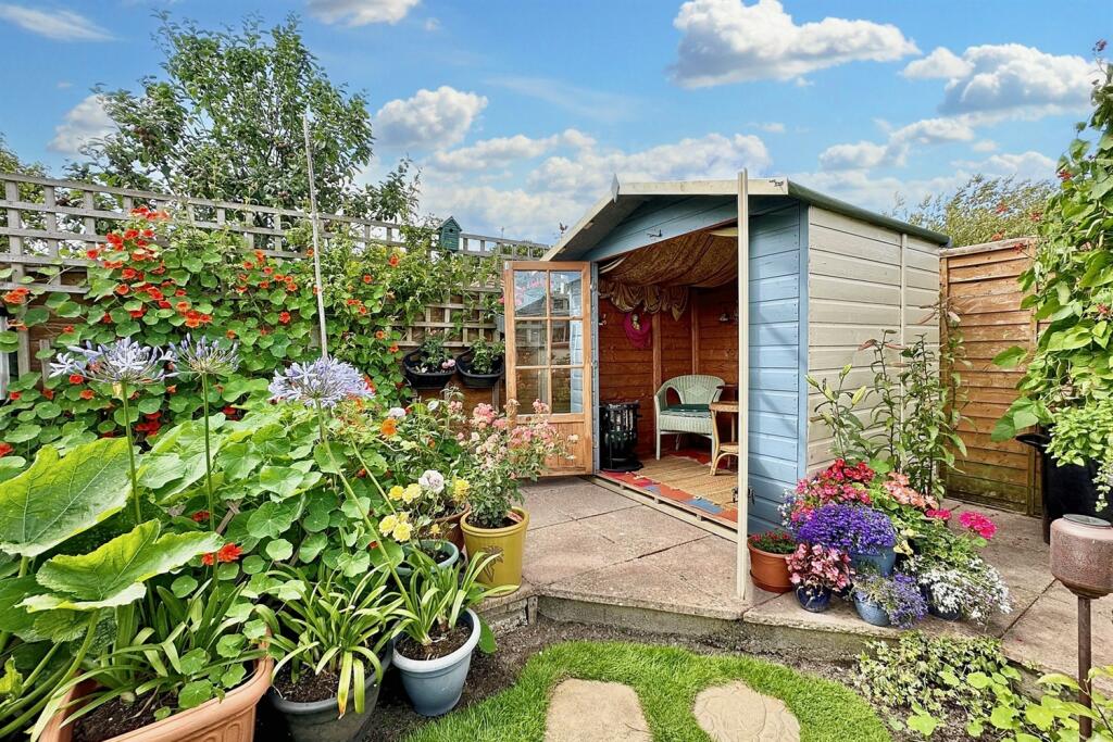 Additional image 17 of Creekmoor