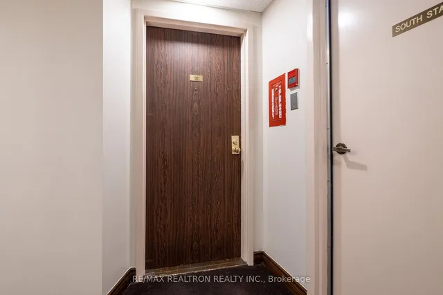 Additional image 5 of 3695 Kaneff Cres Unit 703