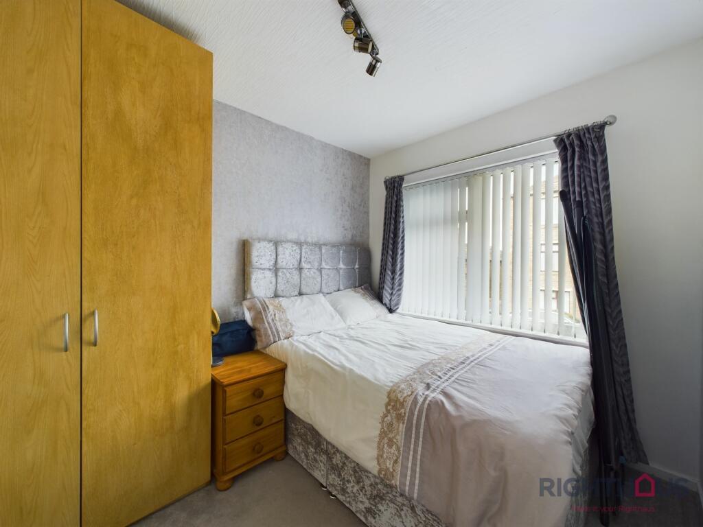 Additional image 12 of Back Lane, Queensbury, BD13