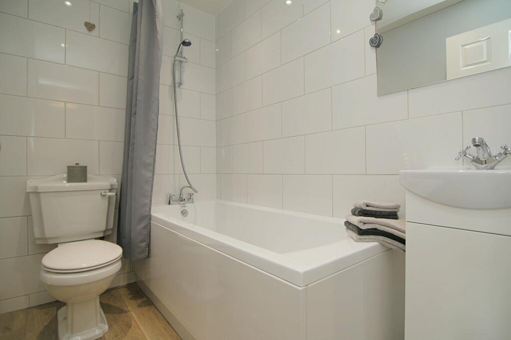 Additional image 10 of Winchester Gardens, Bradford, West Yorkshire, BD4