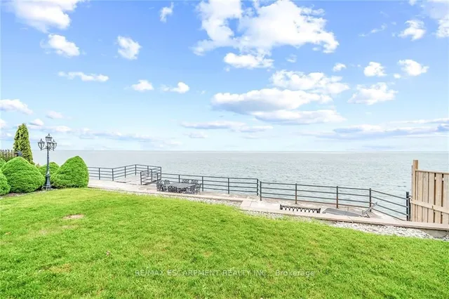 Additional image 36 of 94 SEABREEZE Cres