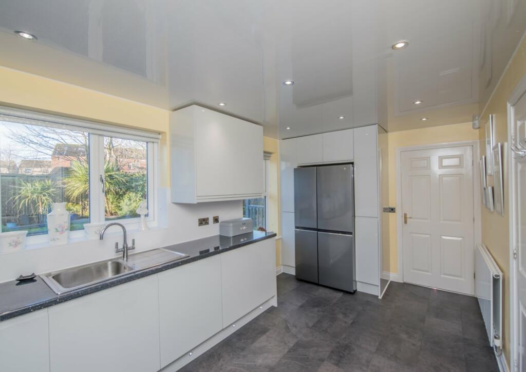 Additional image 9 of Winscar Avenue, Clayton Heights, Bradford, BD6