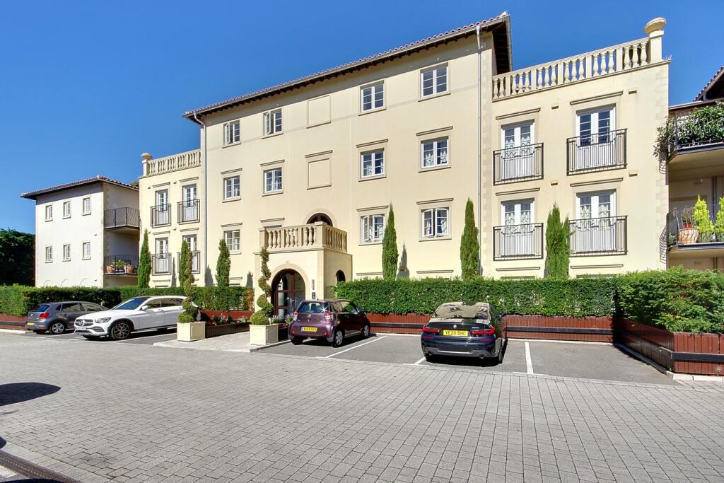 Additional image 5 of 154 Canford Cliffs Road, Canford Cliffs, Poole, BH13