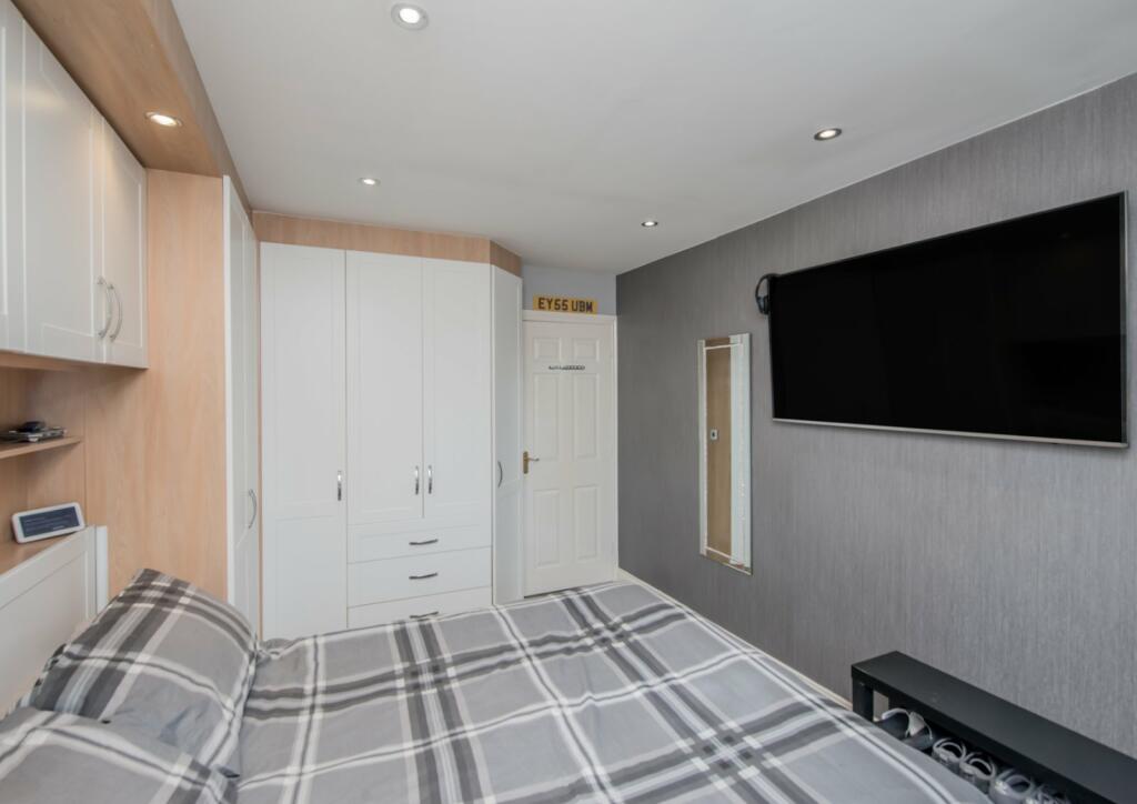 Additional image 20 of Winscar Avenue, Clayton Heights, Bradford, BD6