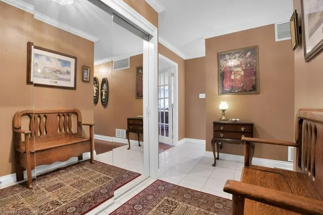 Additional image 3 of 2 Lancaster St Unit 402