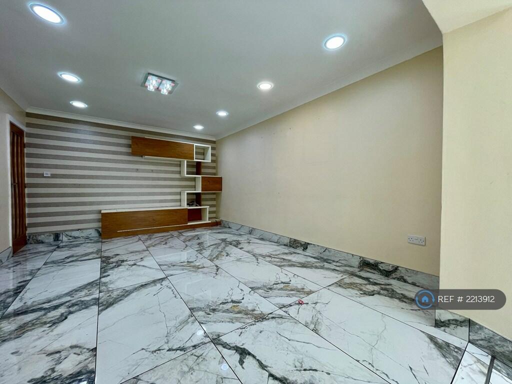 Additional image 17 of Hazel Walk, Bradford, BD9
