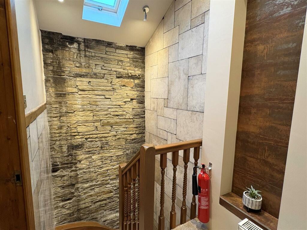 Additional image 8 of Well Heads, Thornton, Bradford