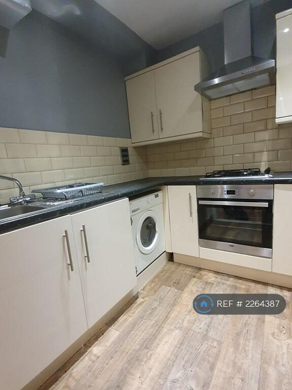 Additional image 4 of Claremont, Bradford, BD7