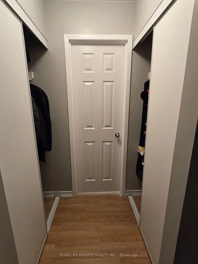 Additional image 14 of 4200 Bathurst St Unit 401