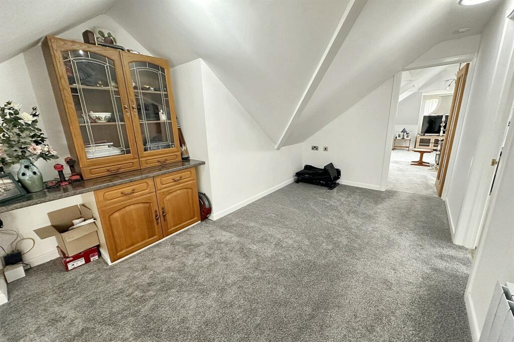 Additional image 27 of Muscliffe