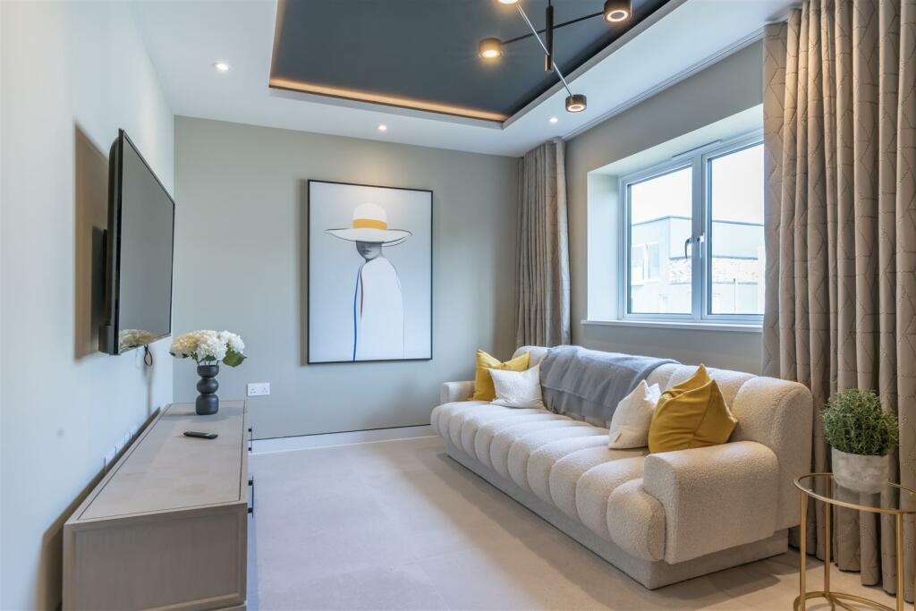 Additional image 11 of Dorset Lake Avenue, Lilliput