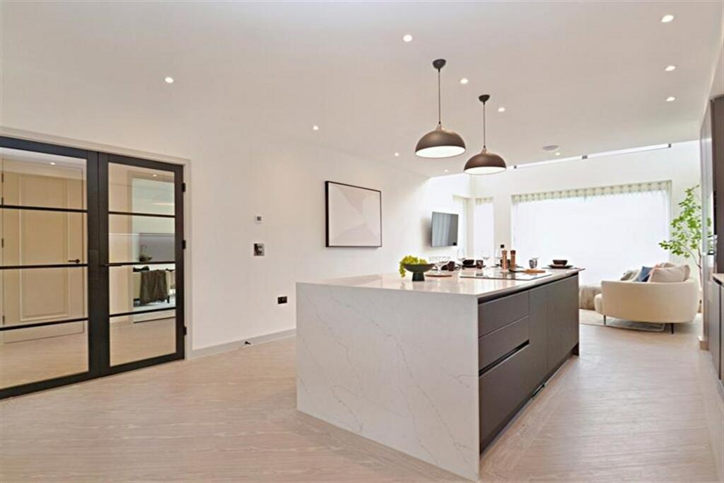 Additional image 21 of Lytchett Matravers