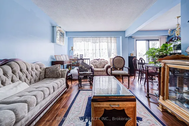 Additional image 10 of 7475 Goreway Dr Unit 18