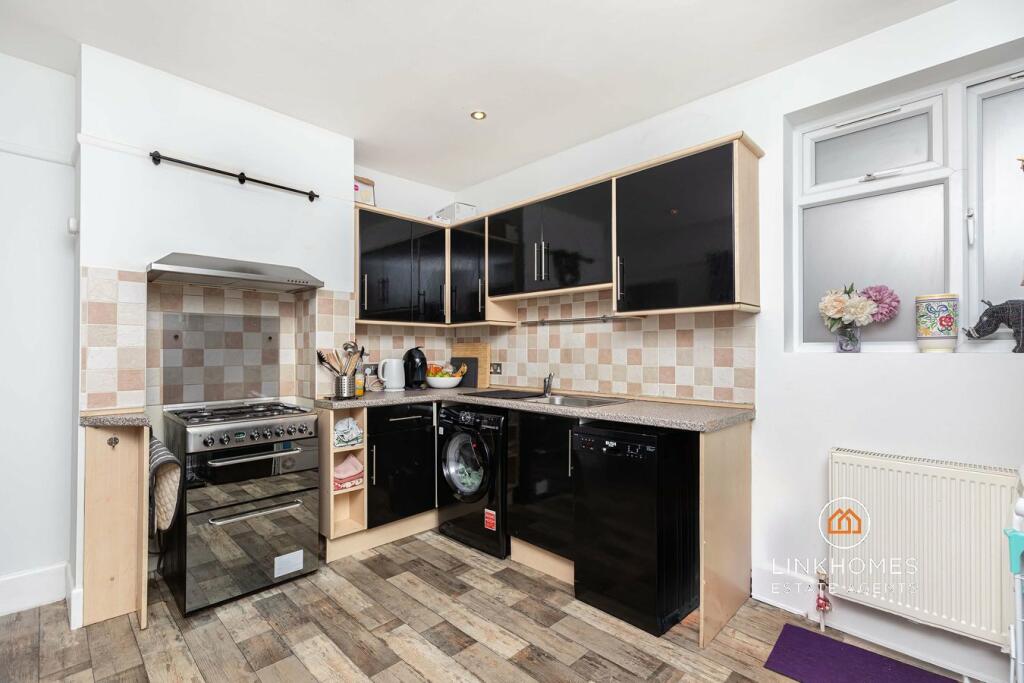 Additional image 4 of Winifred Road, Poole, BH15