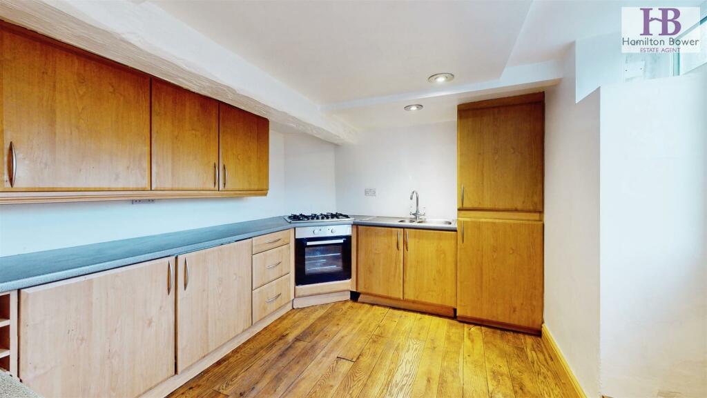 Additional image 4 of Scarlet Heights, Queensbury, Bradford