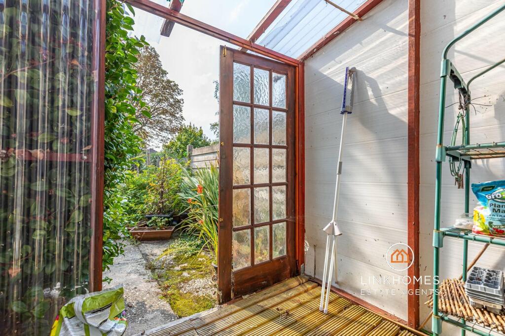 Additional image 17 of Nansen Avenue, Poole, BH15