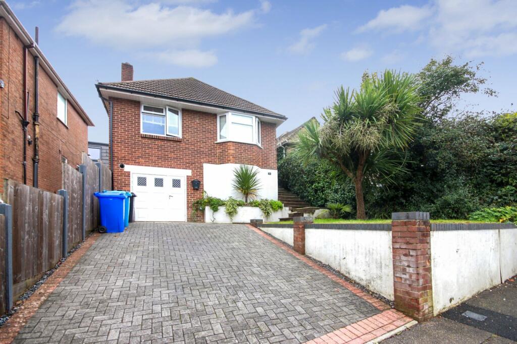 Foxholes Road, Poole, Dorset, BH15