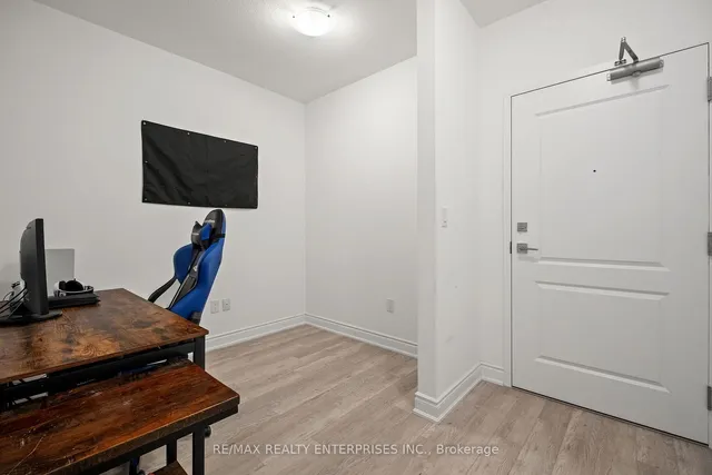 Additional image 17 of 450 Dundas St Unit 806