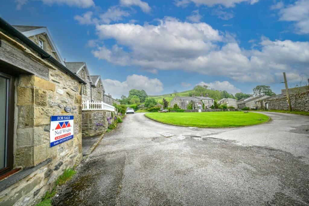 Additional image 12 of Stepping Stones Barn, The Green, BD24