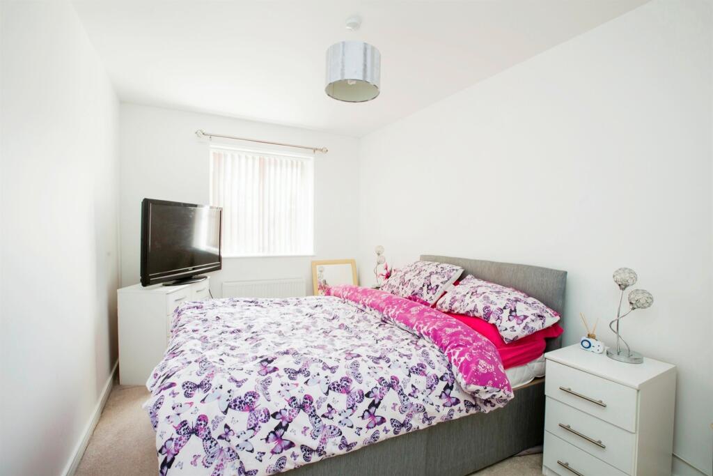 Additional image 10 of Far Hunger Hill Close, Queensbury, Bradford