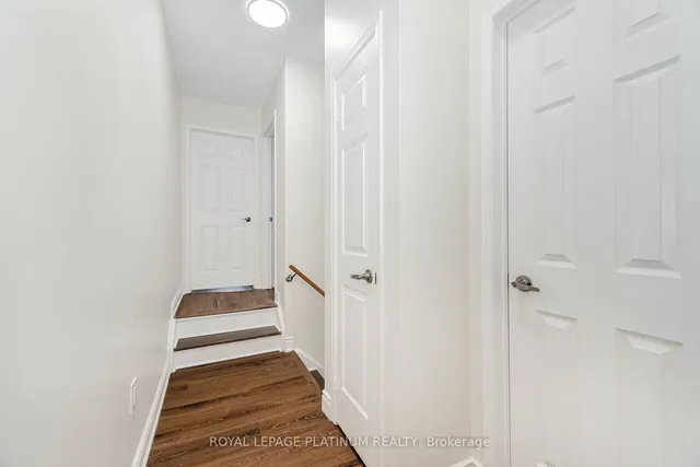 Additional image 11 of 10 Spadina Rd